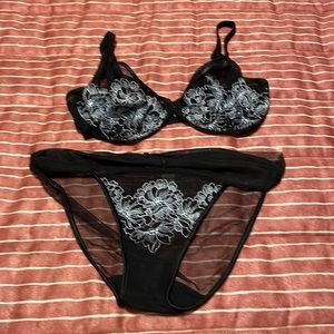 Wacoal bra and panty set